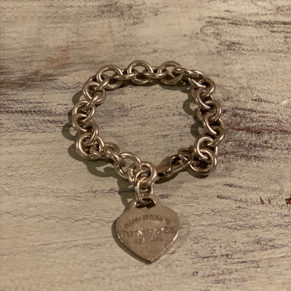 Tiffany’s Sterling Heart Pendant Bracelet - Picture 3 of 7
